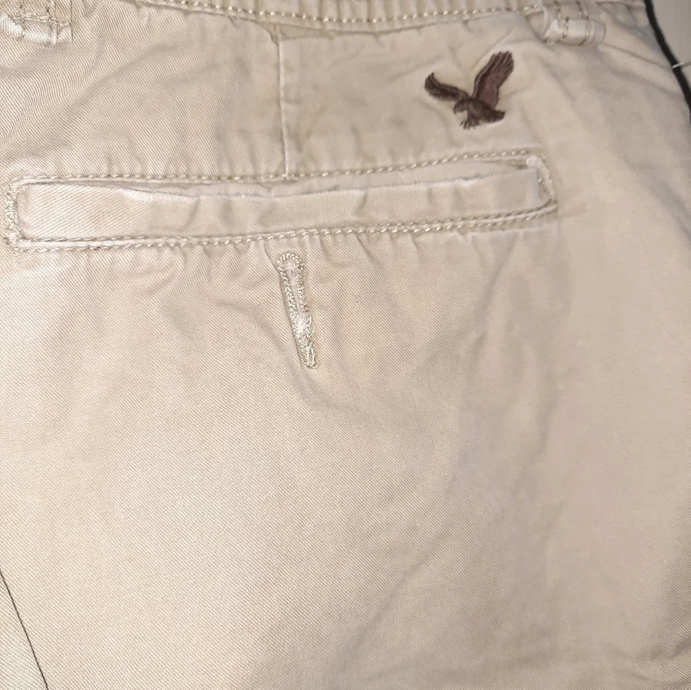 AMERICAN EAGLE WALK SHORTS 36 PREPPY KHAKI BROWN SUMMER SCHOOL  FALL UNIVERSITY